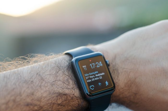 Android Vs Apple Yet Again with Wearable Technology